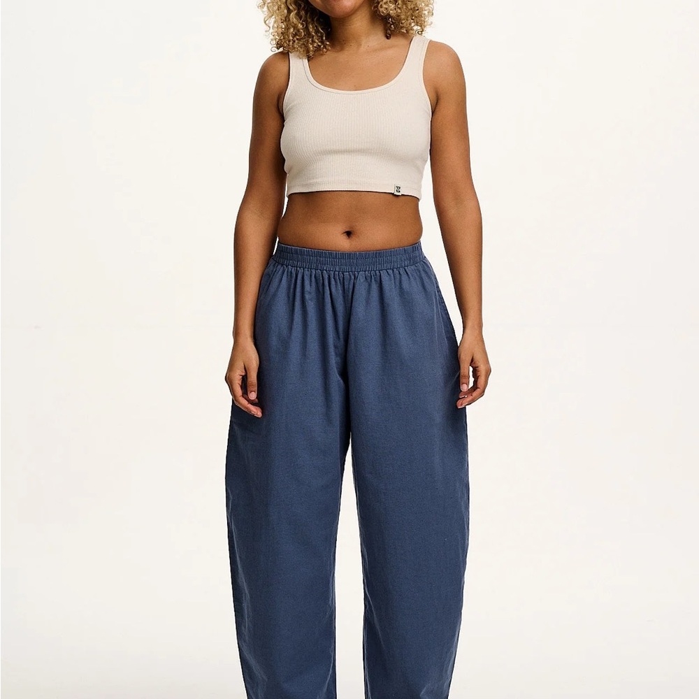 Lucy & Yak Freddie - Barrel Leg Cotton & Linen Trousers in Vintage Indigo